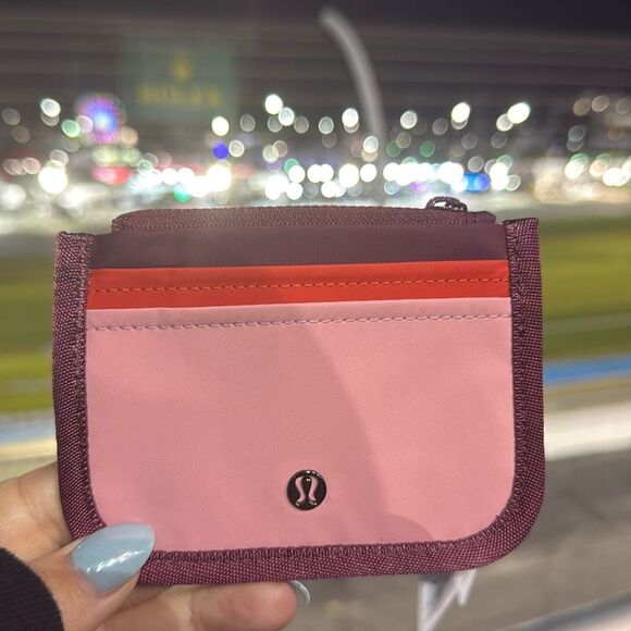 Lululemon True Identity Card Case Wine‎ Berry / Hot Heat / Pink Tide NWT - Picture 1 of 3